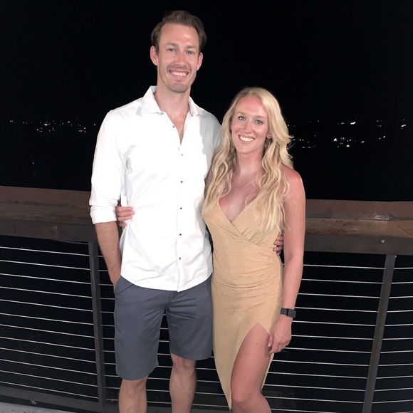 Meet your Posher, Kayla - Picture 1 of 2